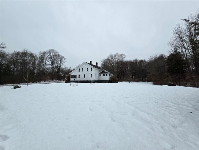 Building Photo - 126 Pendar Rd