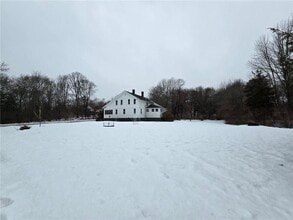 Building Photo - 126 Pendar Rd