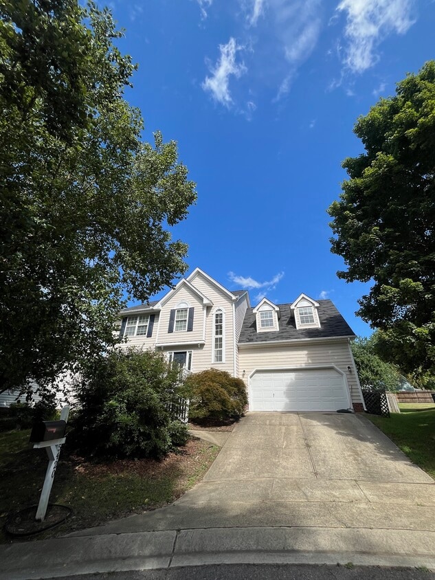 Foto principal - 5420 Phillipsburg Dr