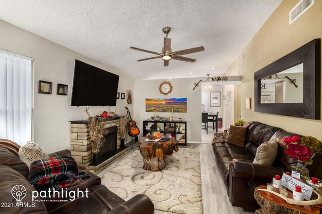 Building Photo - 8421 Campbell Avenue, Phoenix, AZ, 85037