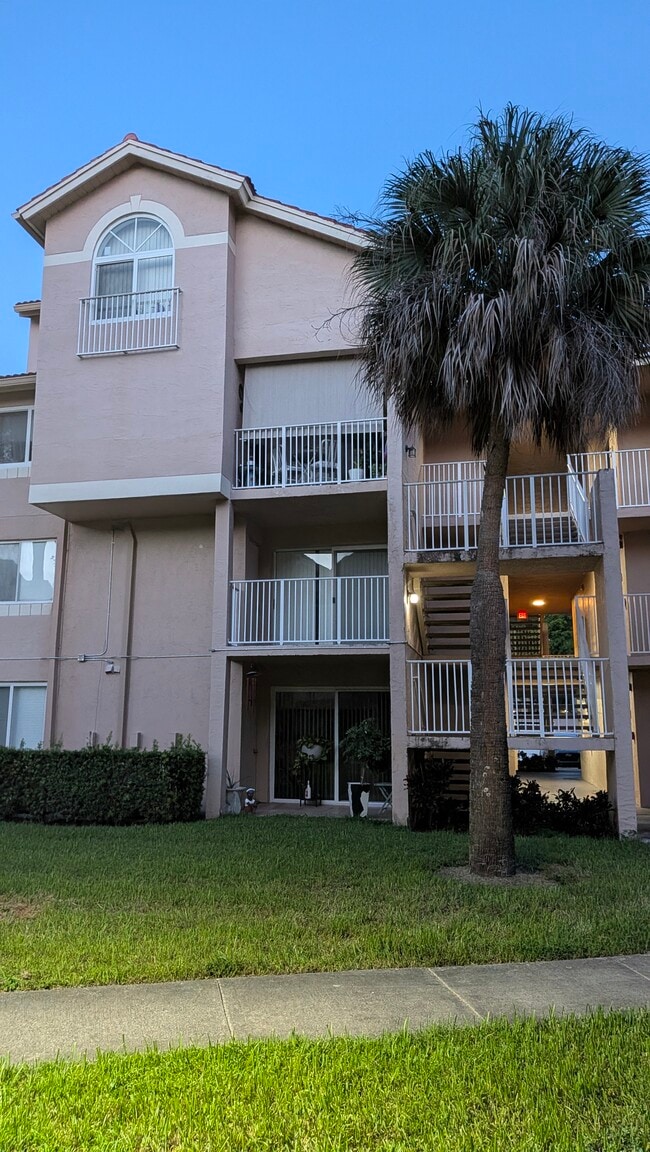 Back Yard Balcony view - 10450 SW 157th Ct