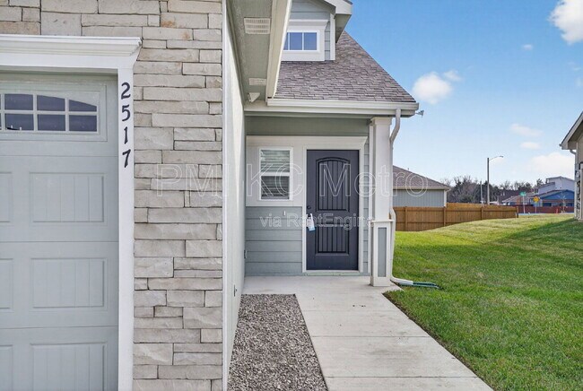 Foto del edificio - 2517 Arlene Pl