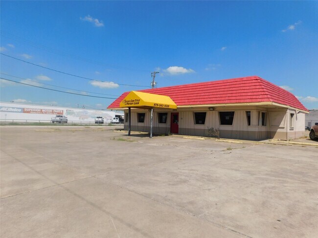 Foto del edificio - 202 N Mechanic St