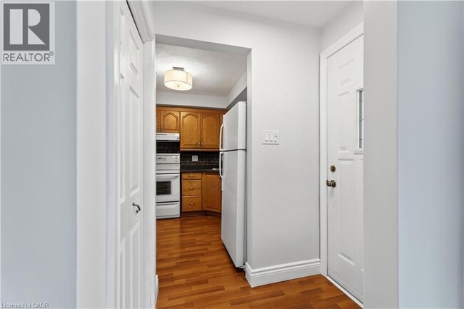 Building Photo - 225 Berko Ave