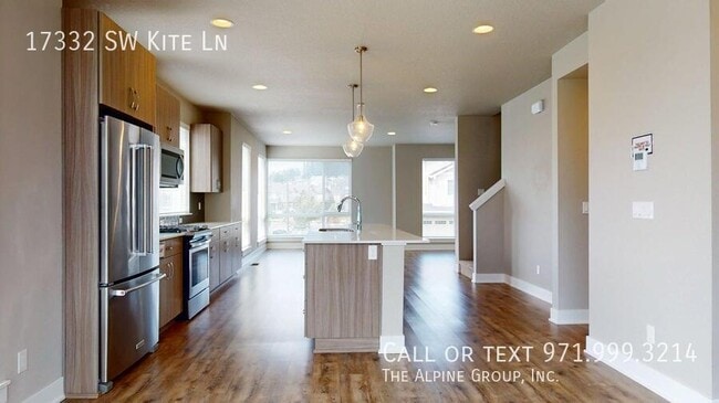 Building Photo - 17332 SW Kite Ln