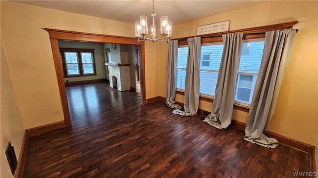 Foto del edificio - 307 Sterling Ave