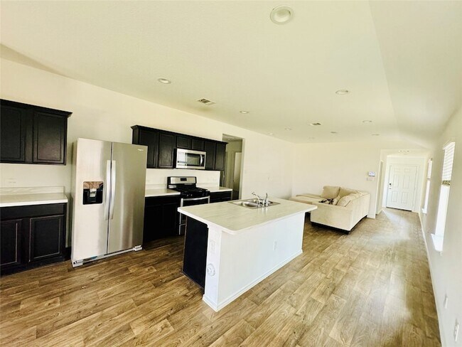 Foto del edificio - 14858 Cypress Holw Dr
