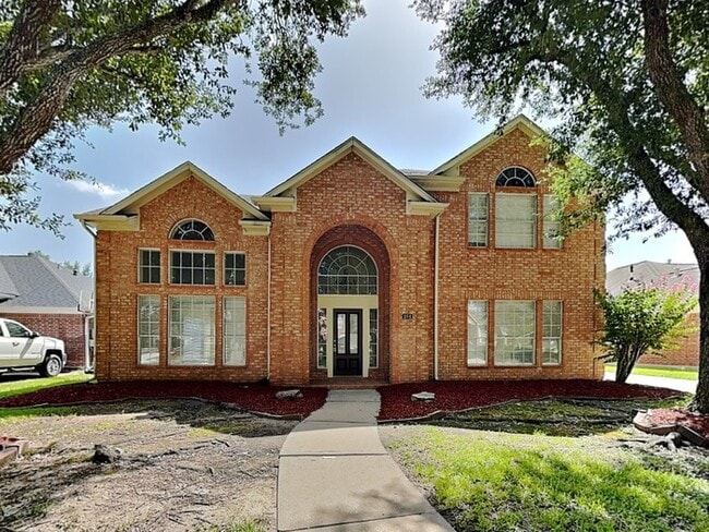 Building Photo - 104 Cloudbridge Dr