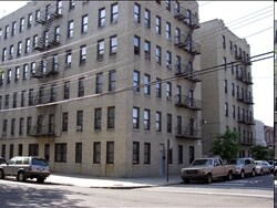 Primary Photo - 2758-2760 Holland Ave