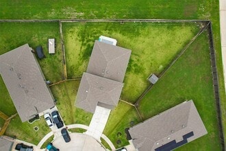 Building Photo - 502 Rain Cloud Dr