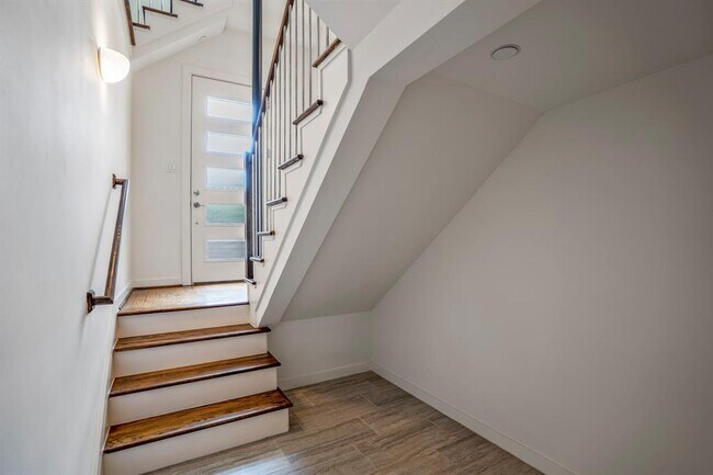 Foto del edificio - 1614 Hazel St