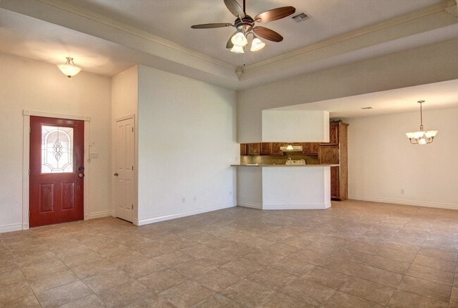 Building Photo - 2418 Handlin Dr
