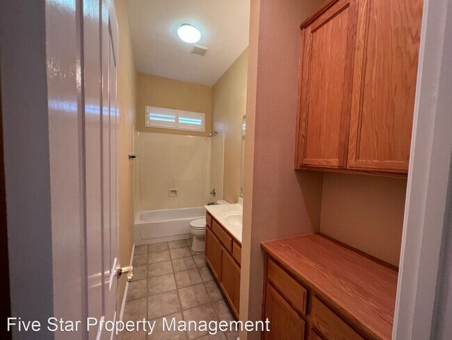 Foto del edificio - 4 br, 3 bath House - 1628 Snyder Ave