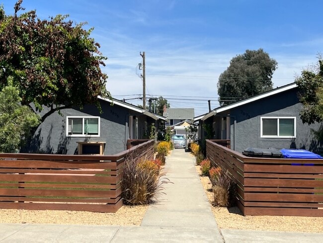Building Photo - 3673 Cherokee Ave