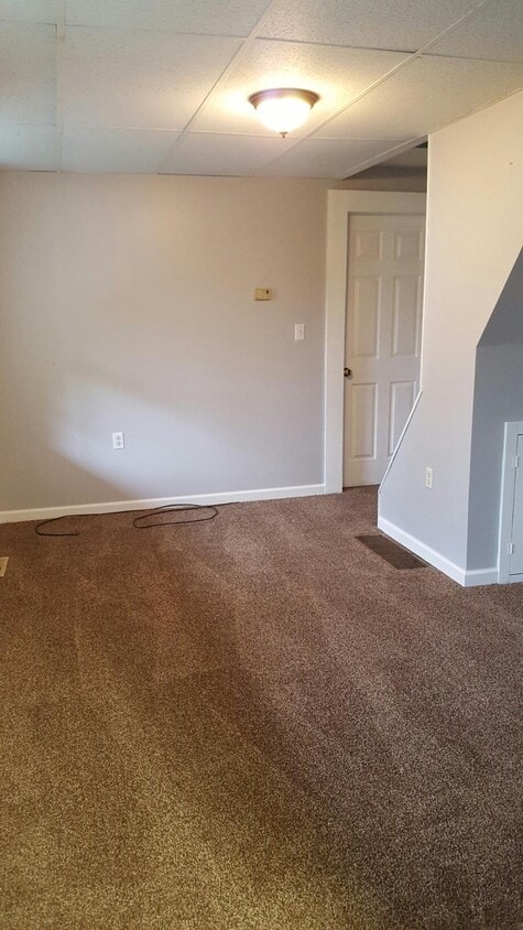 Primary Photo - 270 W William St