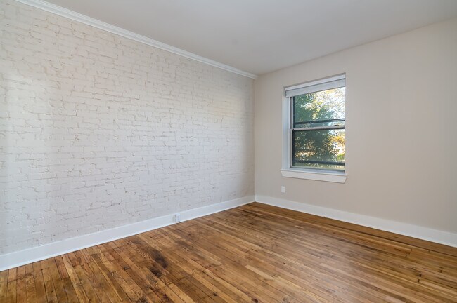 Building Photo - 4258 Shaw Blvd