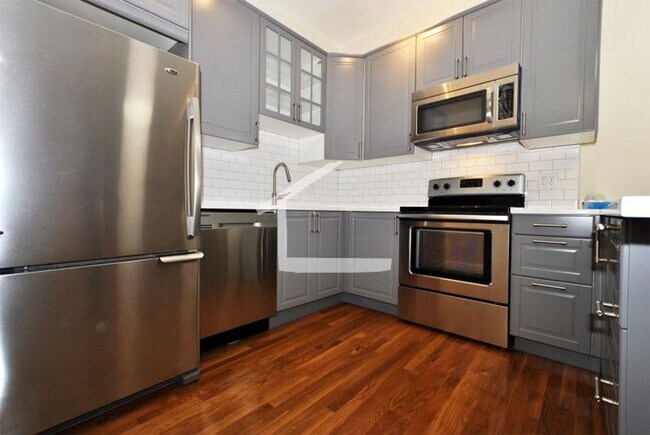 Foto del edificio - 930 Beacon St #23W Boston MA 02215