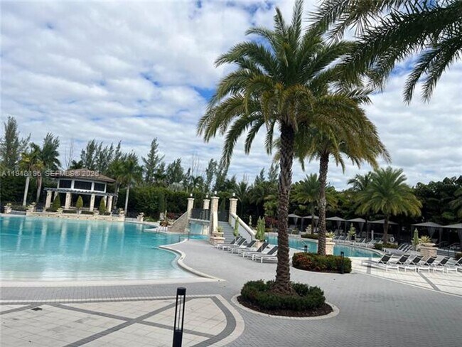 Foto del edificio - 7925 NW 104th Ave