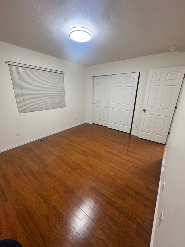 Foto del edificio - 917 Dorothea Way