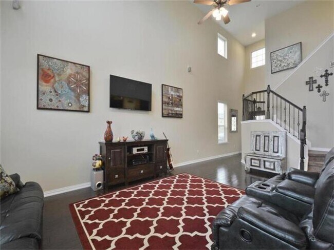 Building Photo - 1313 Tillerfield Trail