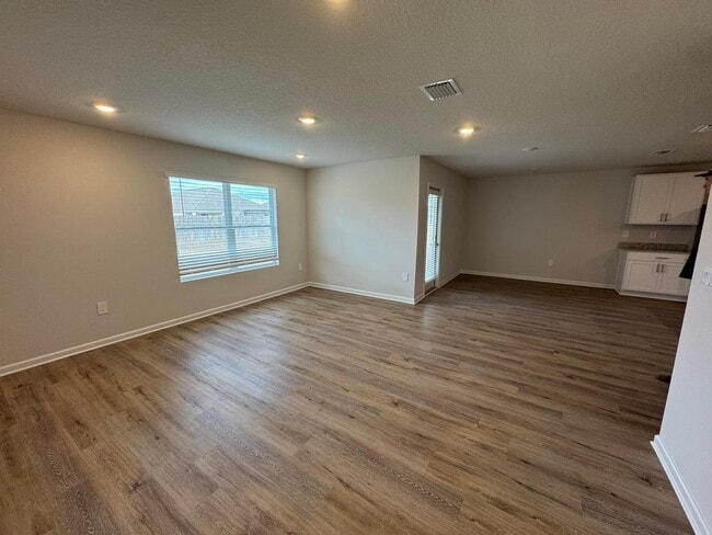 Building Photo - 164 Pruitt Dr