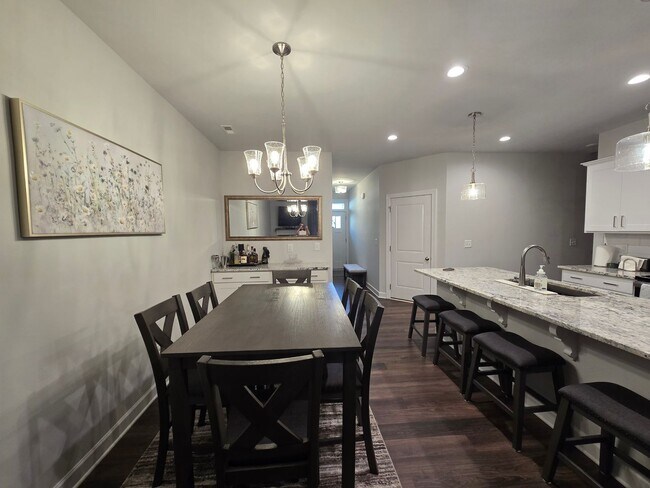 Foto del edificio - 74 Hawk Ridge Dr