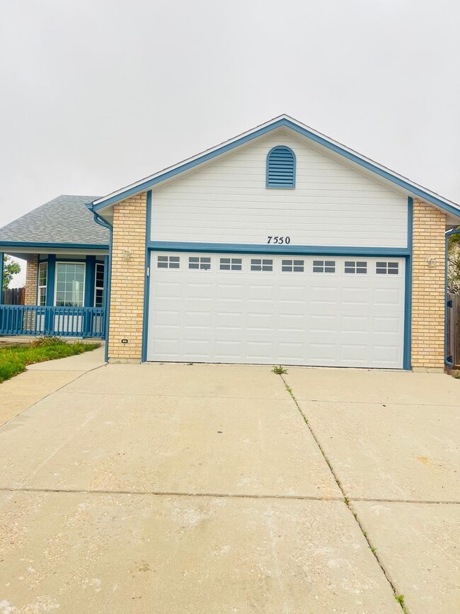 Building Photo - 7550 Sailwind Dr