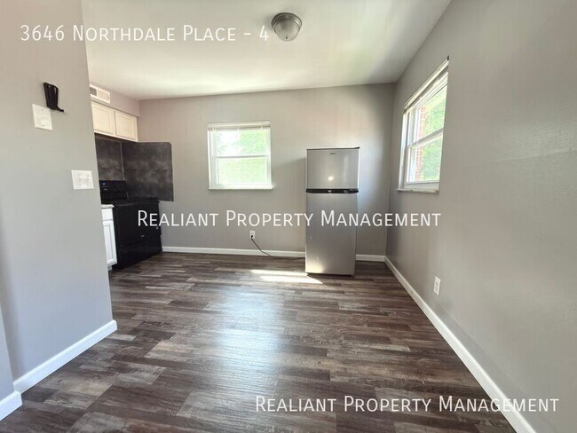 Foto del edificio - 3646 Northdale Pl