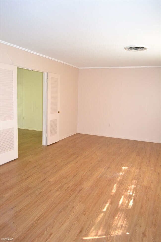 Building Photo - 3 br, 1.5 bath House - 1602 Armistead St
