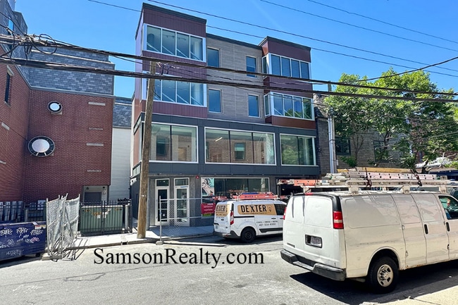 Foto del edificio - 235 Meeting St