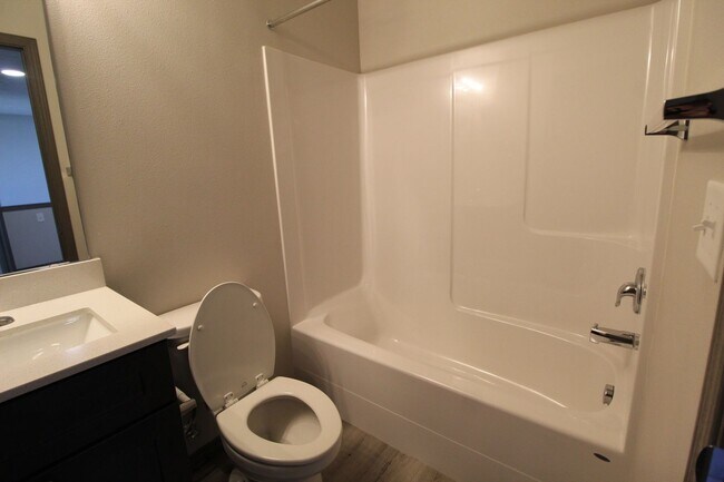 Foto del edificio - 14312 E 13th Ave