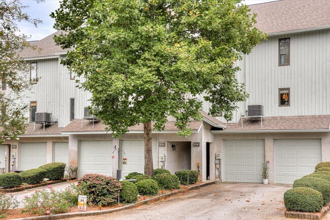 Building Photo - 106 Riverbend Dr