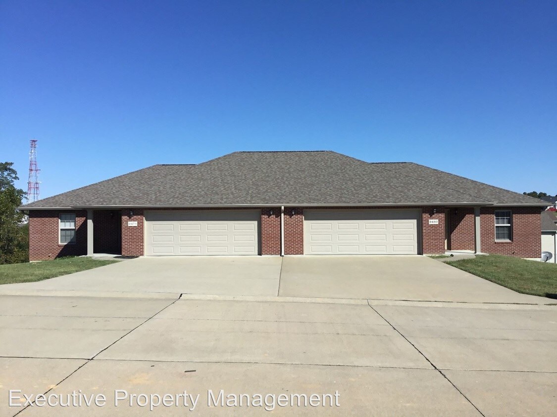 Primary Photo - 2480-2480 Travelers Way
