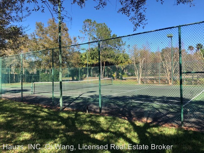 Foto del edificio - 17114 Carrington Park Dr