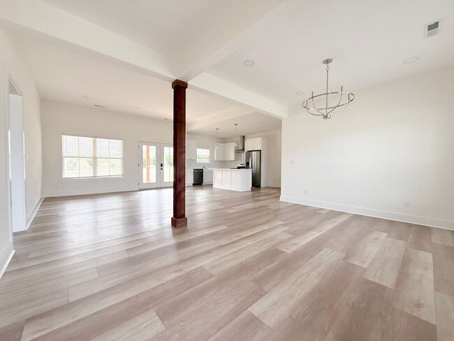 Foto del edificio - Brand-New 3-Bedroom Home with Maintenance-Free Living and 2-Car Garage in Westbrook Farms