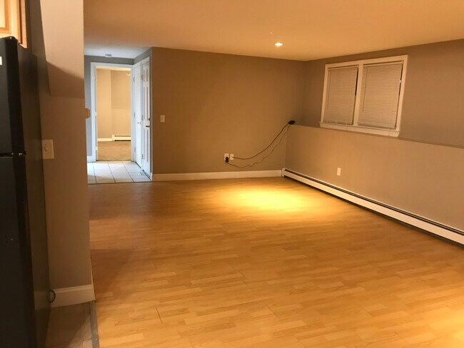 Foto del edificio - 19 Mason Rd