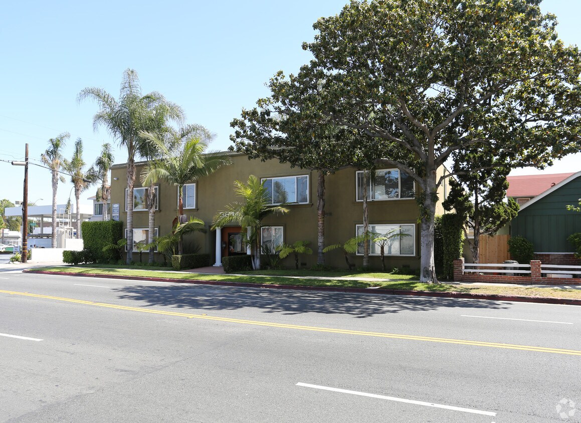Foto del edificio - 3814 Sawtelle Blvd
