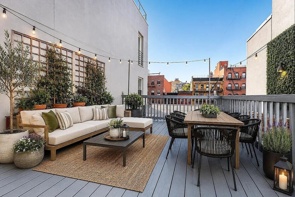 261 Bowery