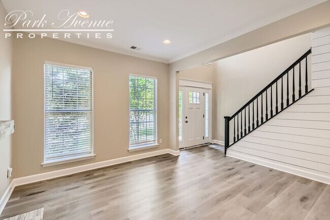Foto del edificio - 9618 Nettle Dr