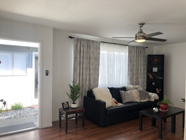 Foto del edificio - 2706 Gates Ave