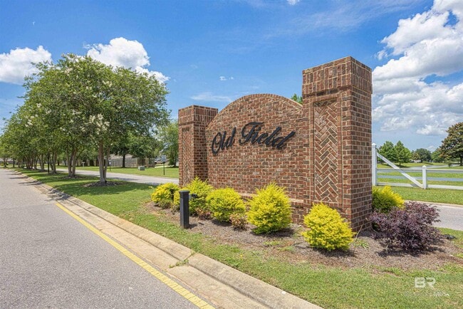 Building Photo - 23294 Shadowridge Dr