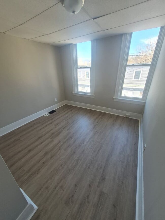 Building Photo - 1607 Maryland Ave