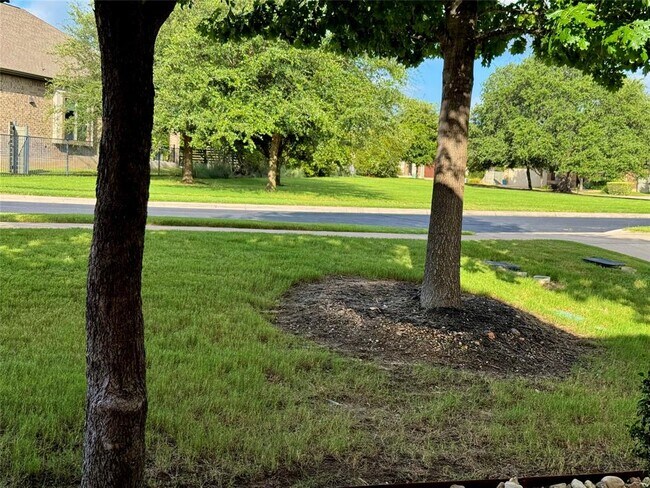 Foto del edificio - 413 Granite Rock Ln