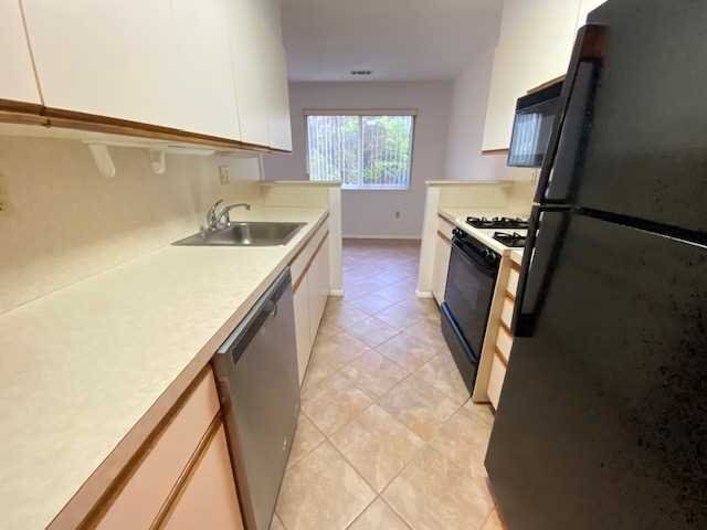 Building Photo - 2105 Magnolia Walk