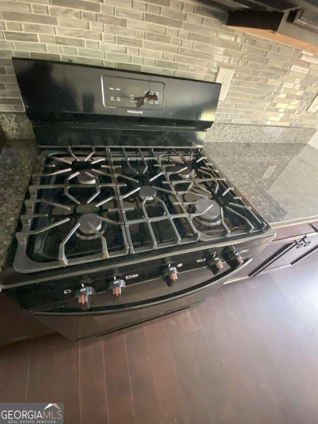 Building Photo - 5224 Cantbury Way