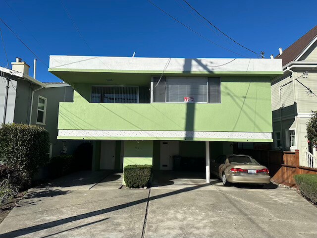 Foto del edificio - 990 Kains Ave
