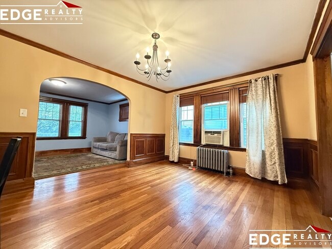 Foto del edificio - 9 Brooksdale Rd