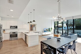 Building Photo - 1220 17th St