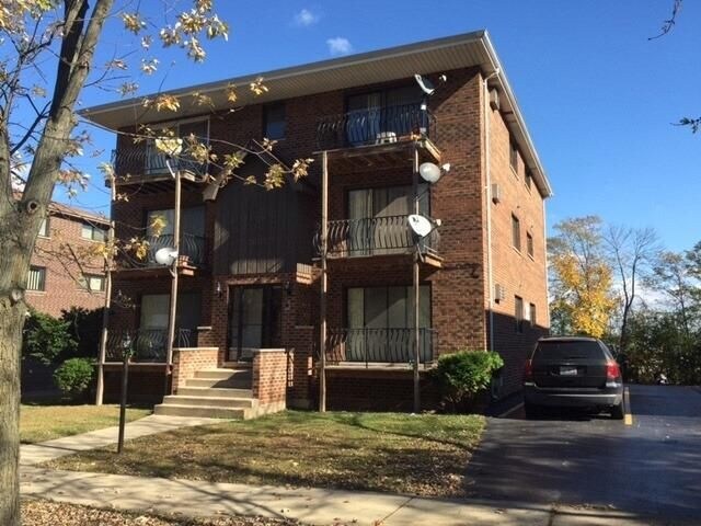 Foto del edificio - 14635 Lamon Ave