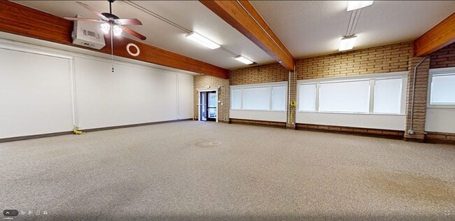 Foto del edificio - 4216 Shasta Dam Blvd